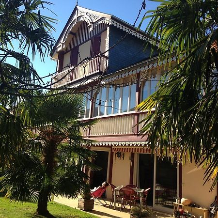 Chalet Des Palmiers Bagnères-de-Bigorre Exterior foto